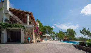 Alquiler por temporada Casa Cala Mastella