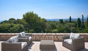 Alquiler por temporada Propiedad Antibes