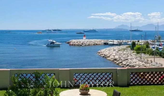 Alquiler por temporada Propiedad Antibes