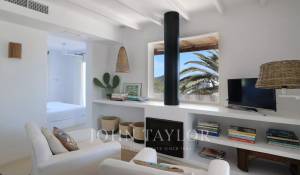 Alquiler por temporada Villa Cala Llenya