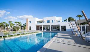 Alquiler por temporada Villa Cap Martinet