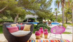 Alquiler por temporada Villa Es Calo