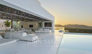 Alquiler por temporada Villa Es Cubells