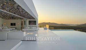 Alquiler por temporada Villa Es Cubells