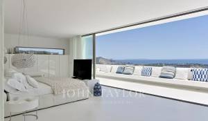 Alquiler por temporada Villa Es Cubells