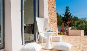 Alquiler por temporada Villa Es Cubells