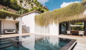 Alquiler por temporada Villa Es Cubells