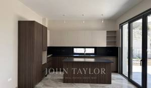 Nueva construcción Villa Agios Tychonas