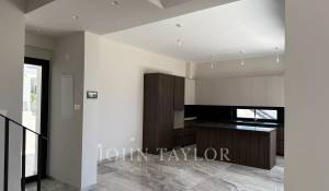 Nueva construcción Villa Agios Tychonas