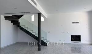 Nueva construcción Villa Agios Tychonas