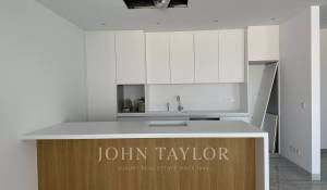 Nueva construcción Villa Agios Tychonas