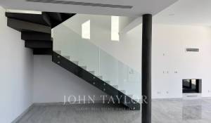 Nueva construcción Villa Agios Tychonas
