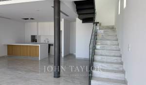 Nueva construcción Villa Agios Tychonas