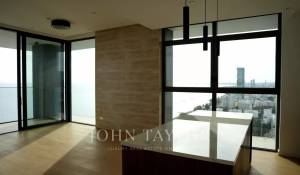 Venta Aparthotel Agios Tychonas