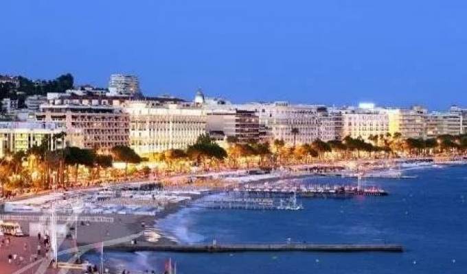 Venta Área de comercio Cannes