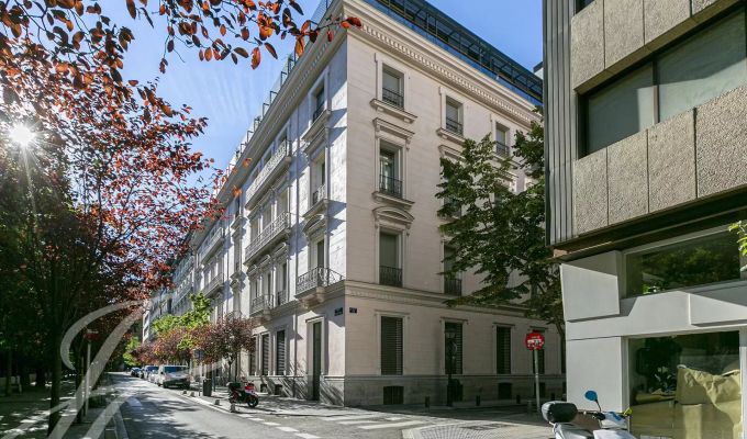 Venta Área de comercio Madrid