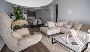 Venta Ático Mouttagiaka