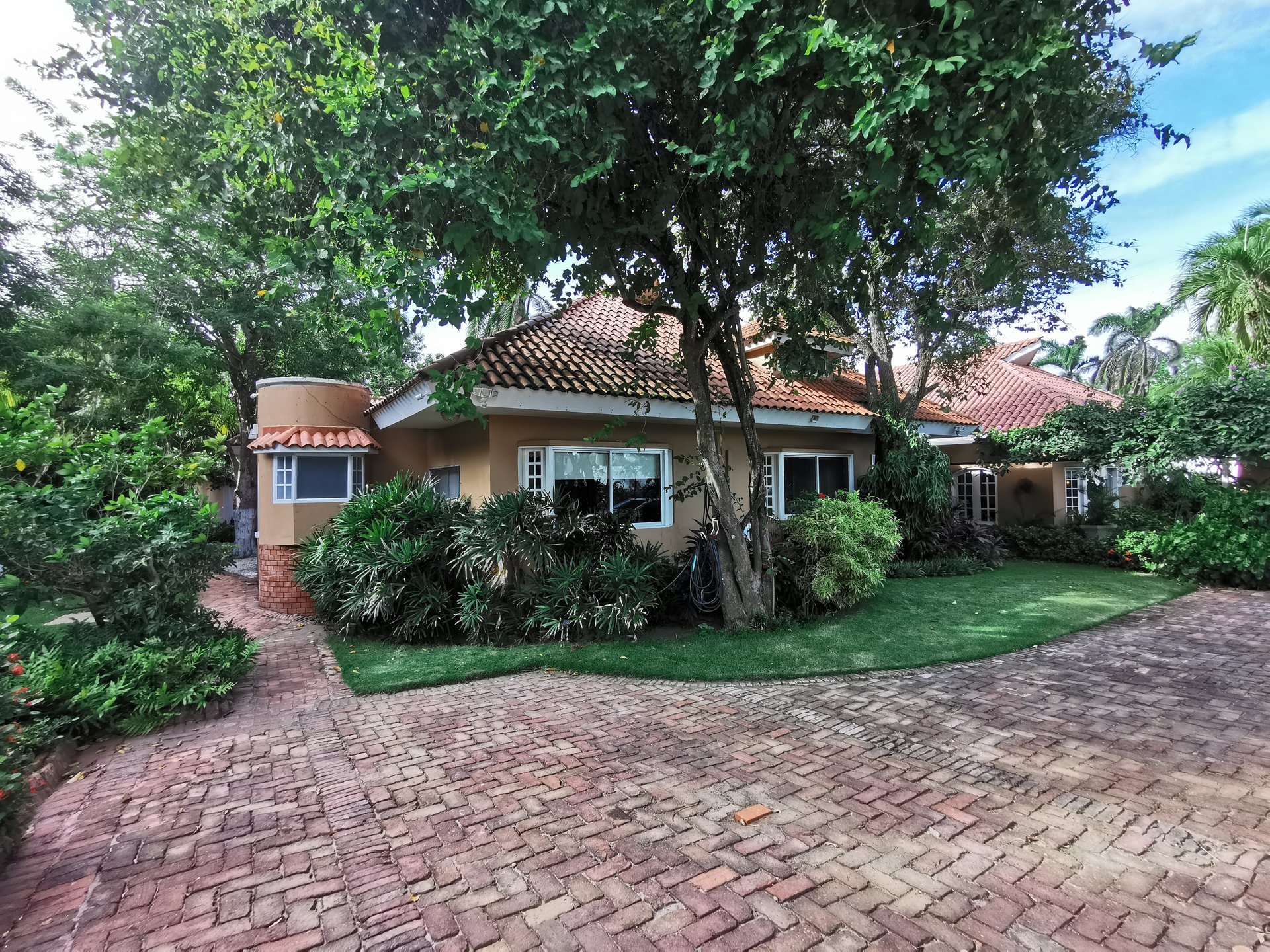 Anuncio Venta Casa Barranquilla (080003), 4 Habitaciones refV0134CI