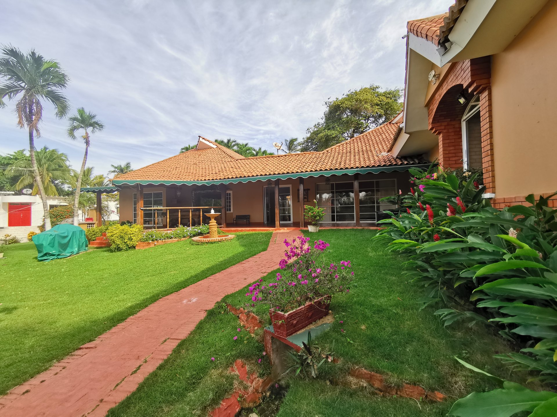 Anuncio Venta Casa Barranquilla (080003), 4 Habitaciones refV0134CI