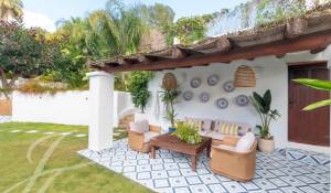 Venta Casa Cala Llonga