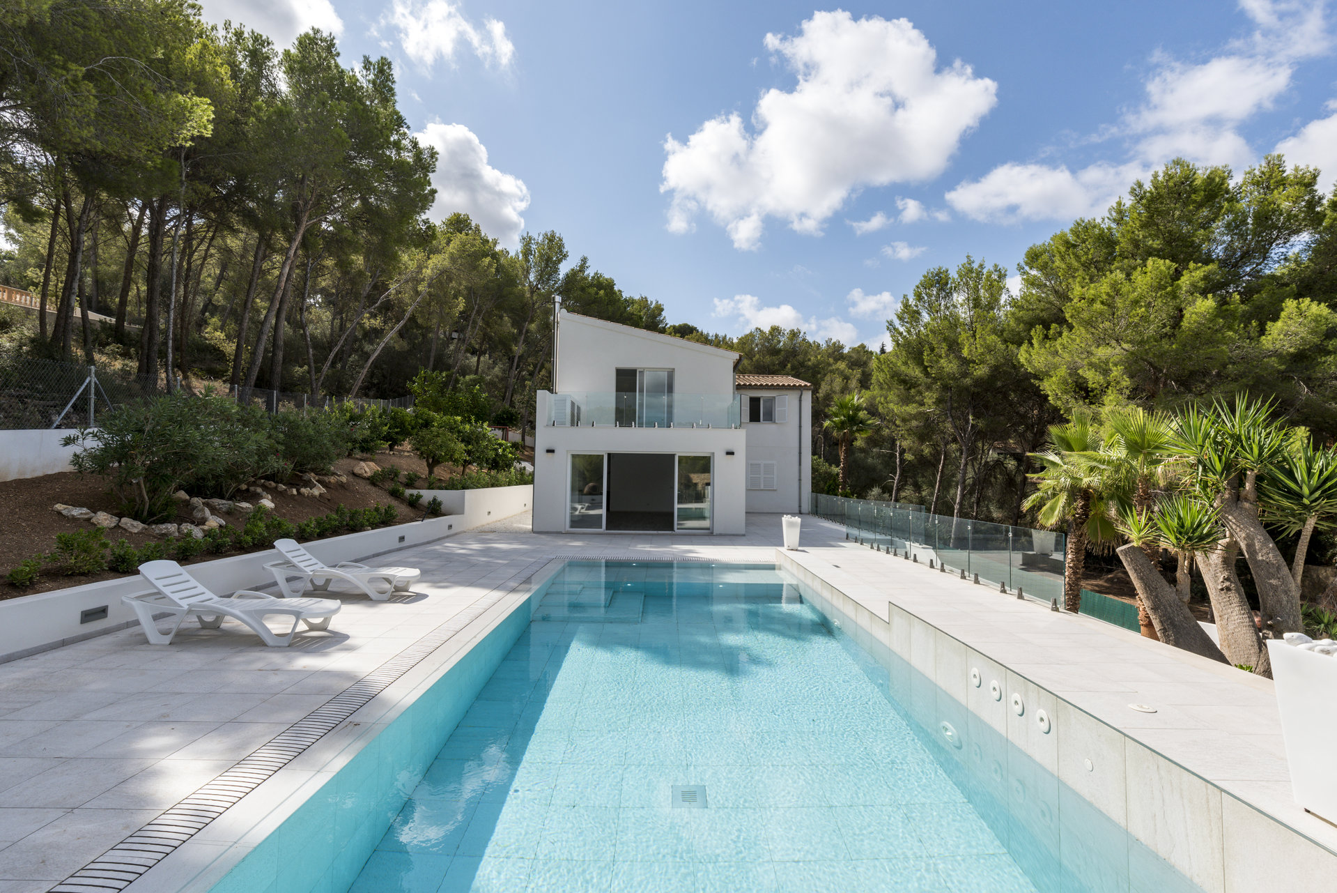 Anuncio Venta Casa Costa de la Calma (07183), 5 Habitaciones refV0399SP