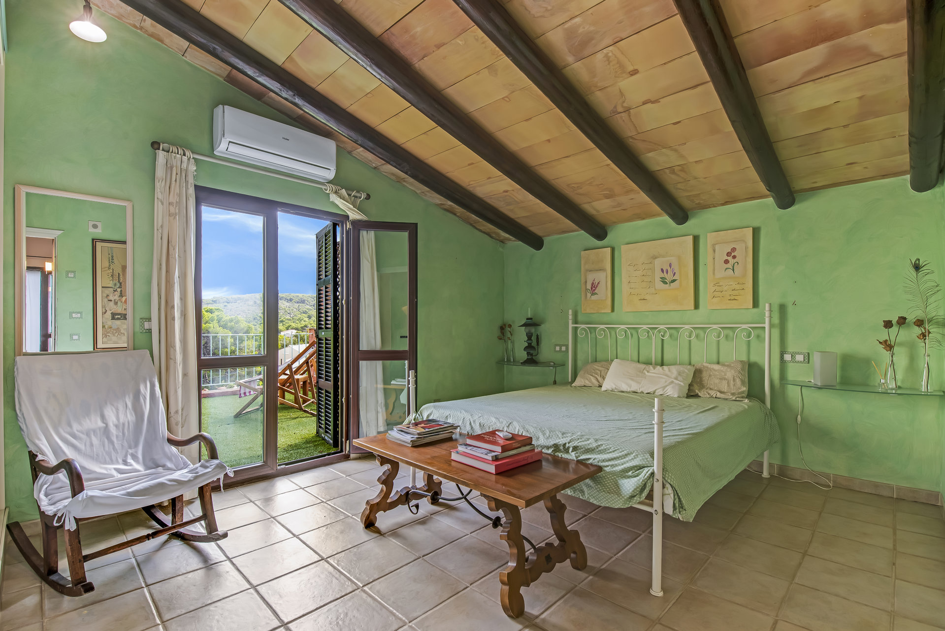 Anuncio Venta Casa El Toro (07182), 4 Habitaciones refV0646SP