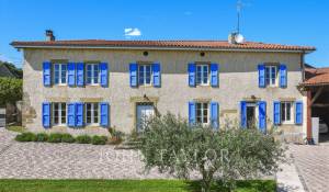 Venta Casa Roussillon