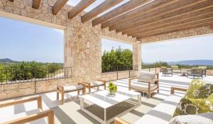 Venta Casa solariega Santa María del Camí