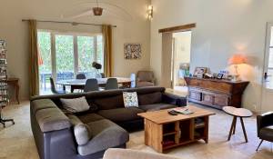 Venta Castillo Saint-Saturnin-lès-Apt