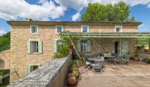 Venta Granja Saint-Saturnin-lès-Apt