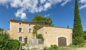 Venta Granja Saint-Saturnin-lès-Apt