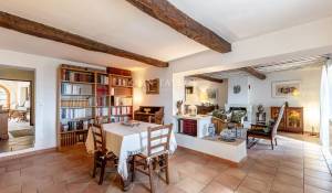 Venta Granja Saint-Saturnin-lès-Apt