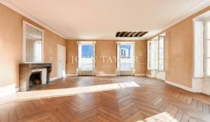 Venta Palacete Versailles