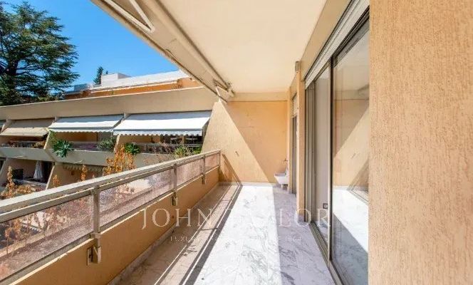 Venta Piso Nice
