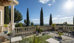 Venta Propiedad Ceyreste