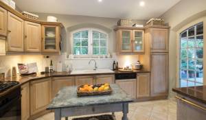 Venta Propiedad Châteauneuf-Grasse