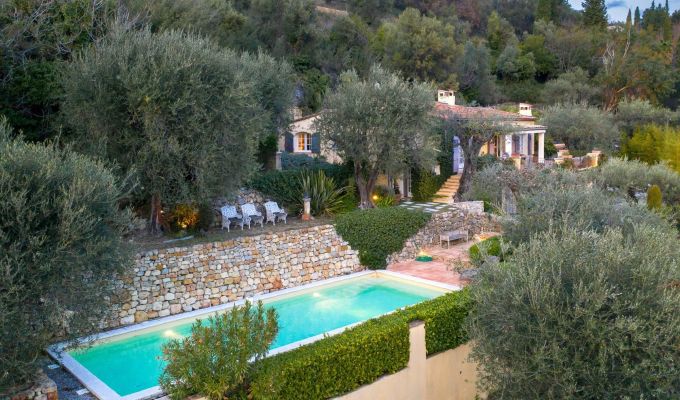 Venta Propiedad Châteauneuf-Grasse