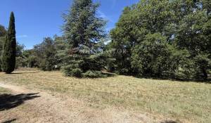 Venta Terreno construible Ménerbes