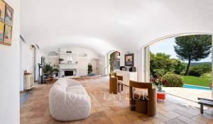 Venta Villa Biot