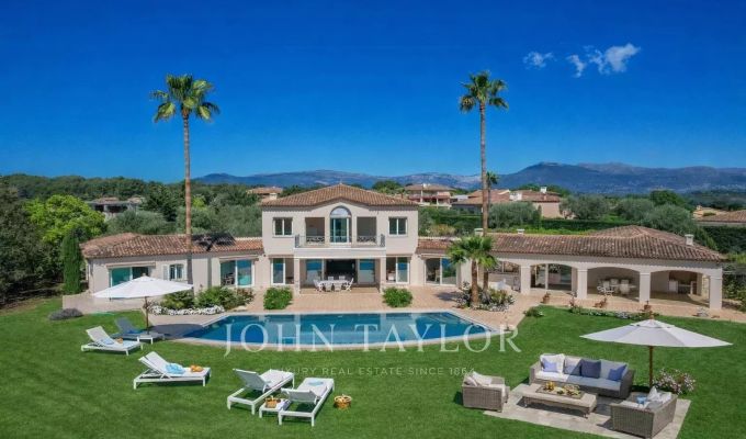Venta Villa Biot