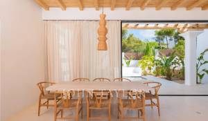 Venta Villa Cala Llenya