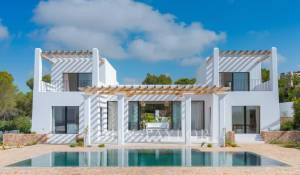 Venta Villa Cala Llenya