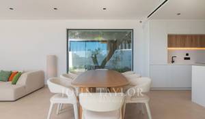 Venta Villa Cala Llenya