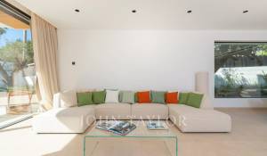 Venta Villa Cala Llenya