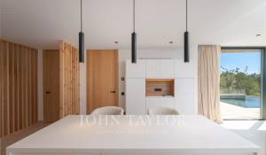 Venta Villa Cala Llenya