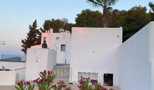 Venta Villa Can Furnet