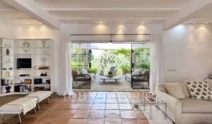 Venta Villa Can Furnet