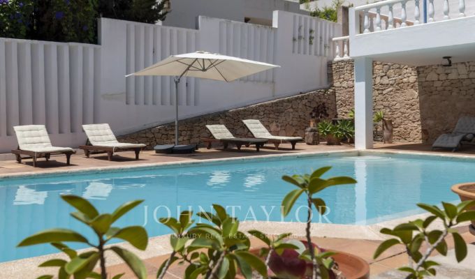 Venta Villa Can Furnet