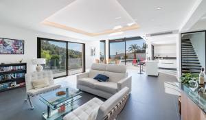 Venta Villa Falicon