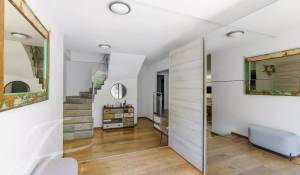 Venta Villa Montreux